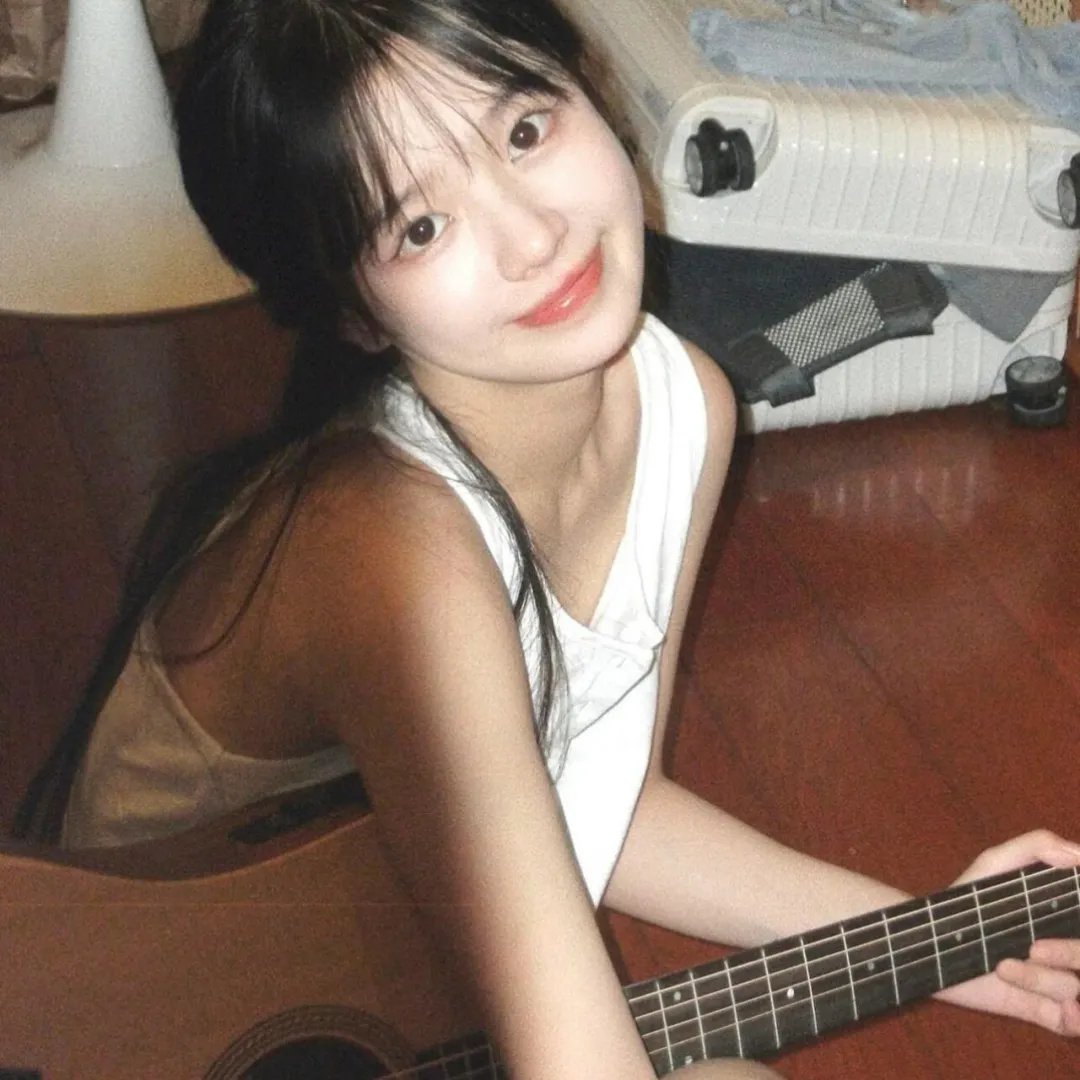 小美人鱼2023 封面