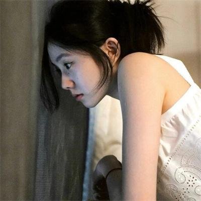 骇故事之女舍惊魂 封面